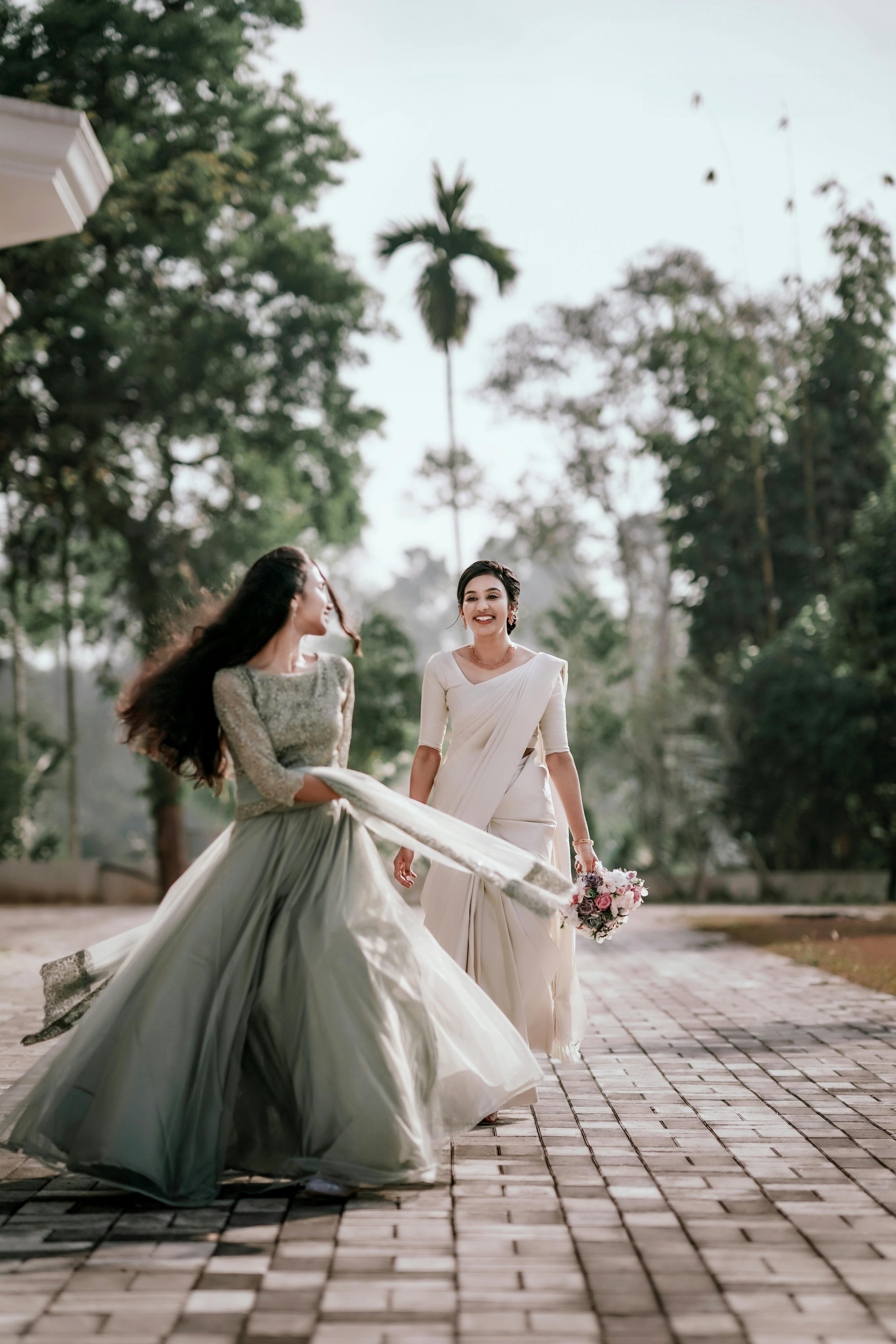 Wedding couple in Kerala countryside